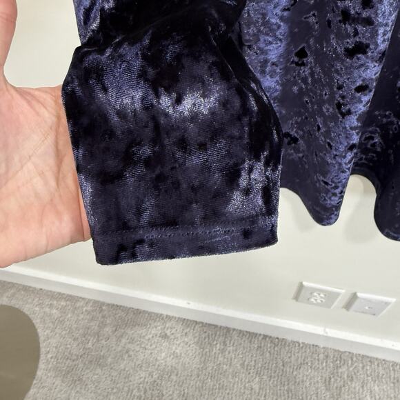 Michel Studio Blue Crushed Velvet Lace Babydoll Top Sz 2X Boho Witchy Flowy Goth - Picture 4 of 8